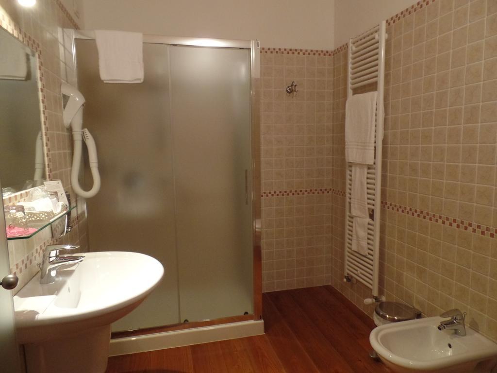 Agriturismo Il Vagabondo Buttrio Szoba fotó