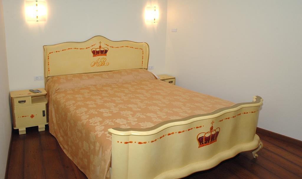 Agriturismo Il Vagabondo Buttrio Szoba fotó